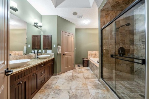 517 Boulder Creek Circle Se, Langdon, AB 