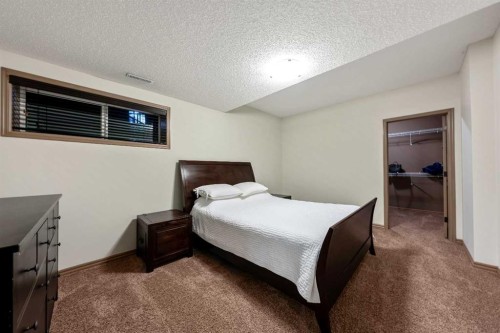517 Boulder Creek Circle Se, Langdon, AB 