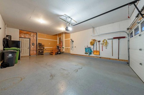 517 Boulder Creek Circle Se, Langdon, AB 