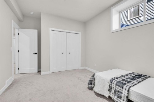 337 Chelsea Hollow, Chestermere, AB 