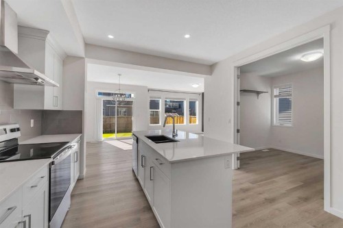 31 Corner Meadows Grove Ne, Calgary, AB 