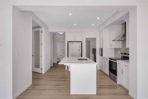 31 Corner Meadows Grove Ne, Calgary, AB 