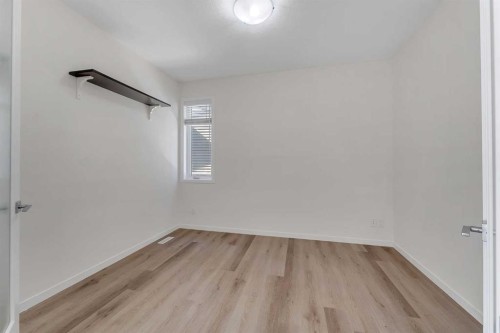 31 Corner Meadows Grove Ne, Calgary, AB 
