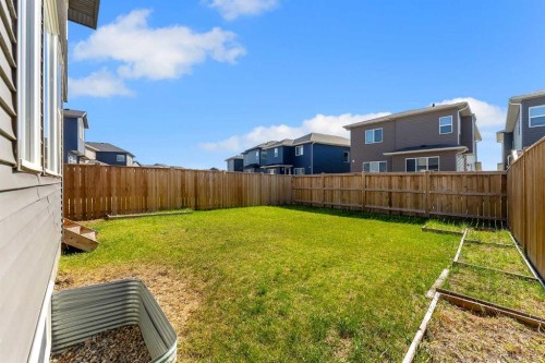31 Corner Meadows Grove Ne, Calgary, AB 