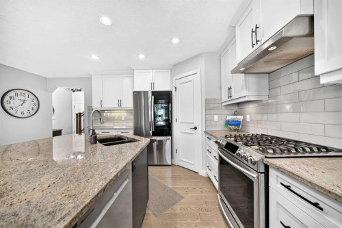 91 Cranfield Circle Se, Calgary, AB 