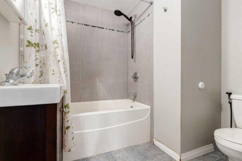 113 Hounslow Drive Nw, Calgary, AB 