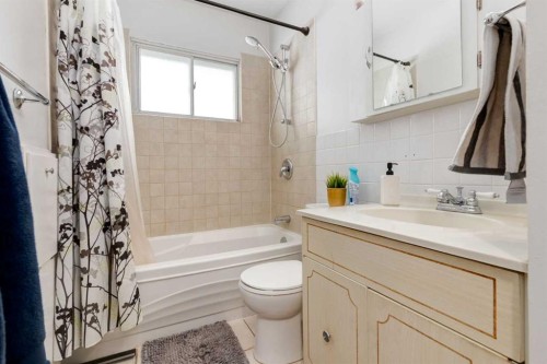 113 Hounslow Drive Nw, Calgary, AB 