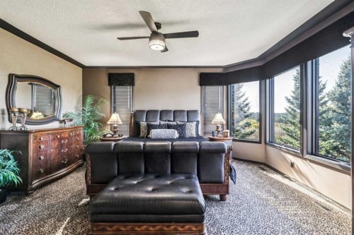 9 Evergreen Cove Sw, Calgary, AB 