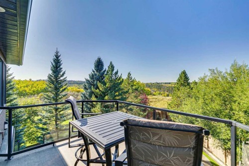 9 Evergreen Cove Sw, Calgary, AB 