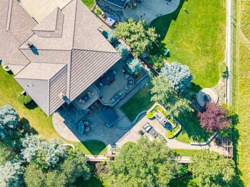 9 Evergreen Cove Sw, Calgary, AB 