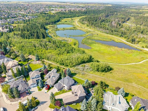 9 Evergreen Cove Sw, Calgary, AB 