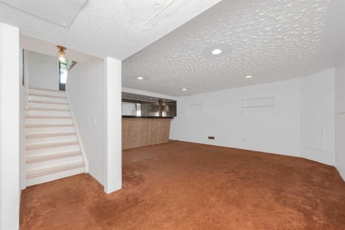2 Deer Lane Road Se, Calgary, AB 