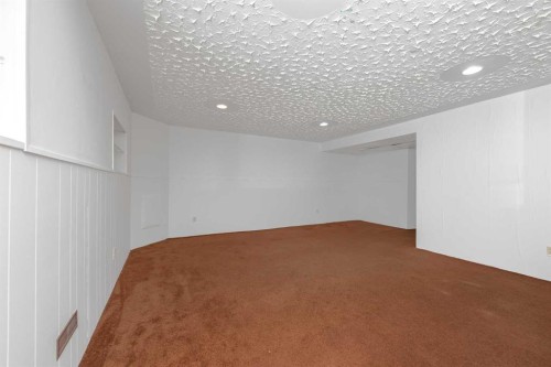 2 Deer Lane Road Se, Calgary, AB 