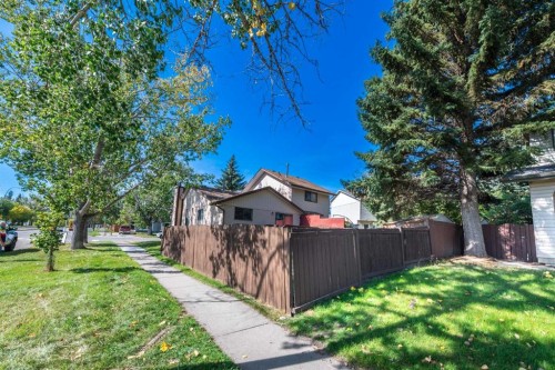 2 Deer Lane Road Se, Calgary, AB 