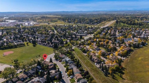 2 Deer Lane Road Se, Calgary, AB 