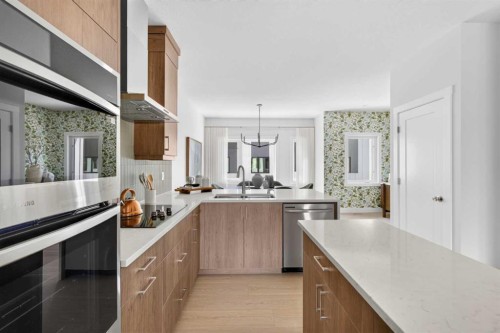 712 Sovereign Common Sw, Calgary, AB 