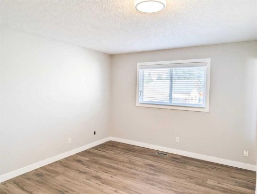 5972 Madigan Drive Ne, Calgary, AB 