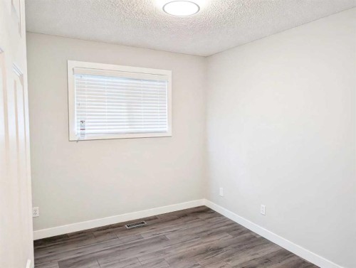 5972 Madigan Drive Ne, Calgary, AB 