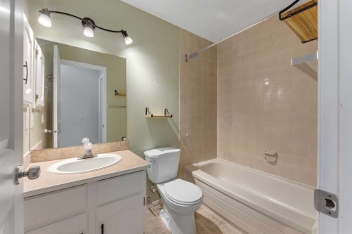 107 Hawkhill Place Nw, Calgary, AB 