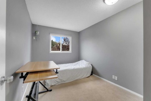 107 Hawkhill Place Nw, Calgary, AB 