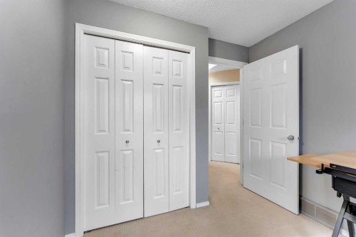 107 Hawkhill Place Nw, Calgary, AB 