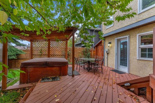 107 Hawkhill Place Nw, Calgary, AB 