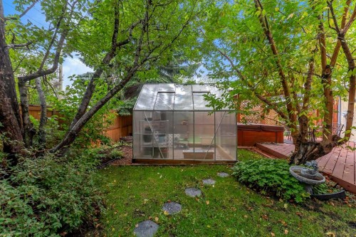 107 Hawkhill Place Nw, Calgary, AB 