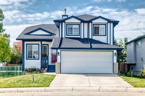 148 Creek Gardens Close Nw, Airdrie, AB 