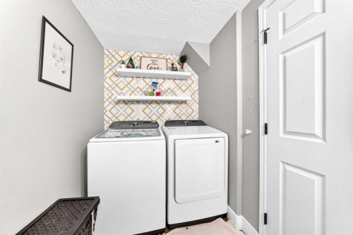 148 Creek Gardens Close Nw, Airdrie, AB 