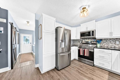 148 Creek Gardens Close Nw, Airdrie, AB 