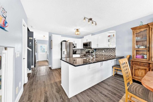 148 Creek Gardens Close Nw, Airdrie, AB 