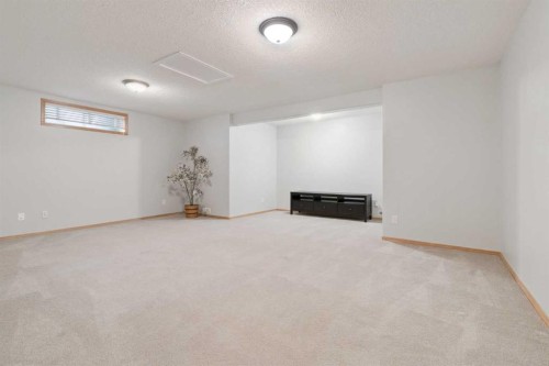 115 Cove Crescent, Chestermere, AB 