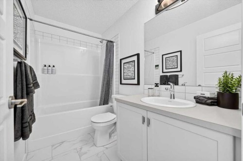 182 Mitchell Road Nw, Calgary, AB 