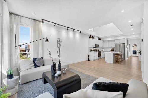 182 Mitchell Road Nw, Calgary, AB 