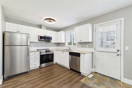 9 Citadel Point Nw, Calgary, AB 