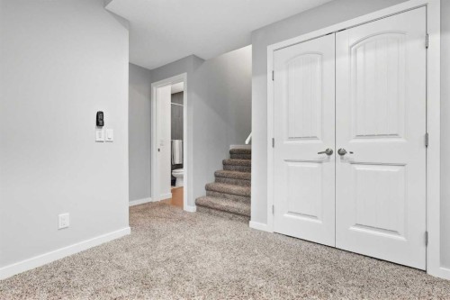 1025 New Brighton Grove Se, Calgary, AB 