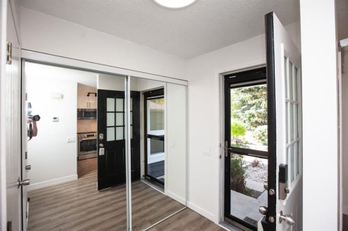 28 Midpark Gardens Se, Calgary, AB 