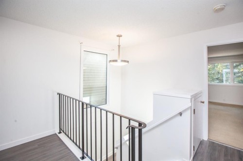 28 Midpark Gardens Se, Calgary, AB 