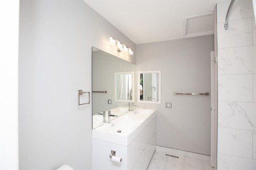 28 Midpark Gardens Se, Calgary, AB 