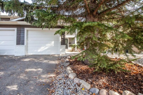 28 Midpark Gardens Se, Calgary, AB 