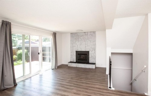 28 Midpark Gardens Se, Calgary, AB 