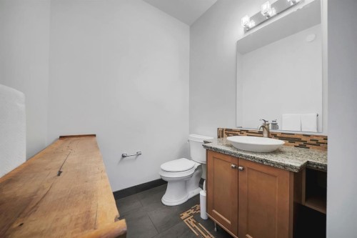 1010 19 Avenue Se, Calgary, AB 