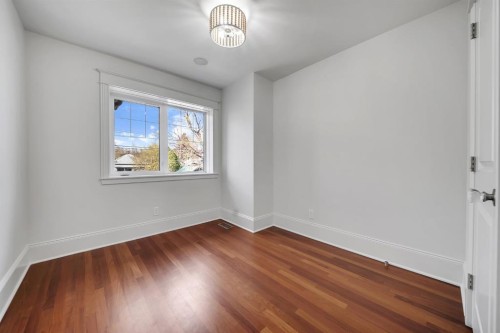 1010 19 Avenue Se, Calgary, AB 