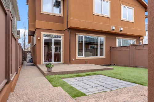 1010 19 Avenue Se, Calgary, AB 