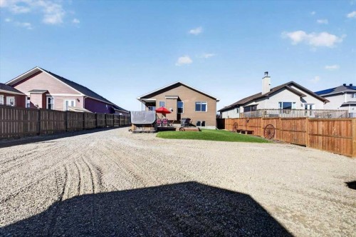 134 Hanson Drive Ne, Langdon, AB 