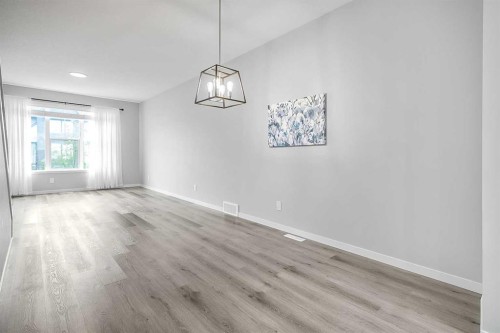 68 Wolf Gate, Okotoks, AB 