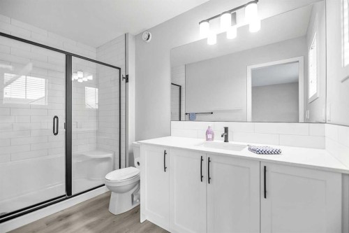 68 Wolf Gate, Okotoks, AB 