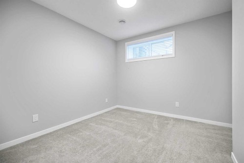 68 Wolf Gate, Okotoks, AB 