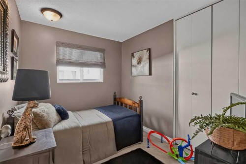 131 Cedarpark Drive Sw, Calgary, AB 
