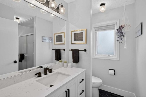 10704 Maplecrest Road Se, Calgary, AB 